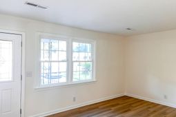 2156 Wood Avenue photo 4