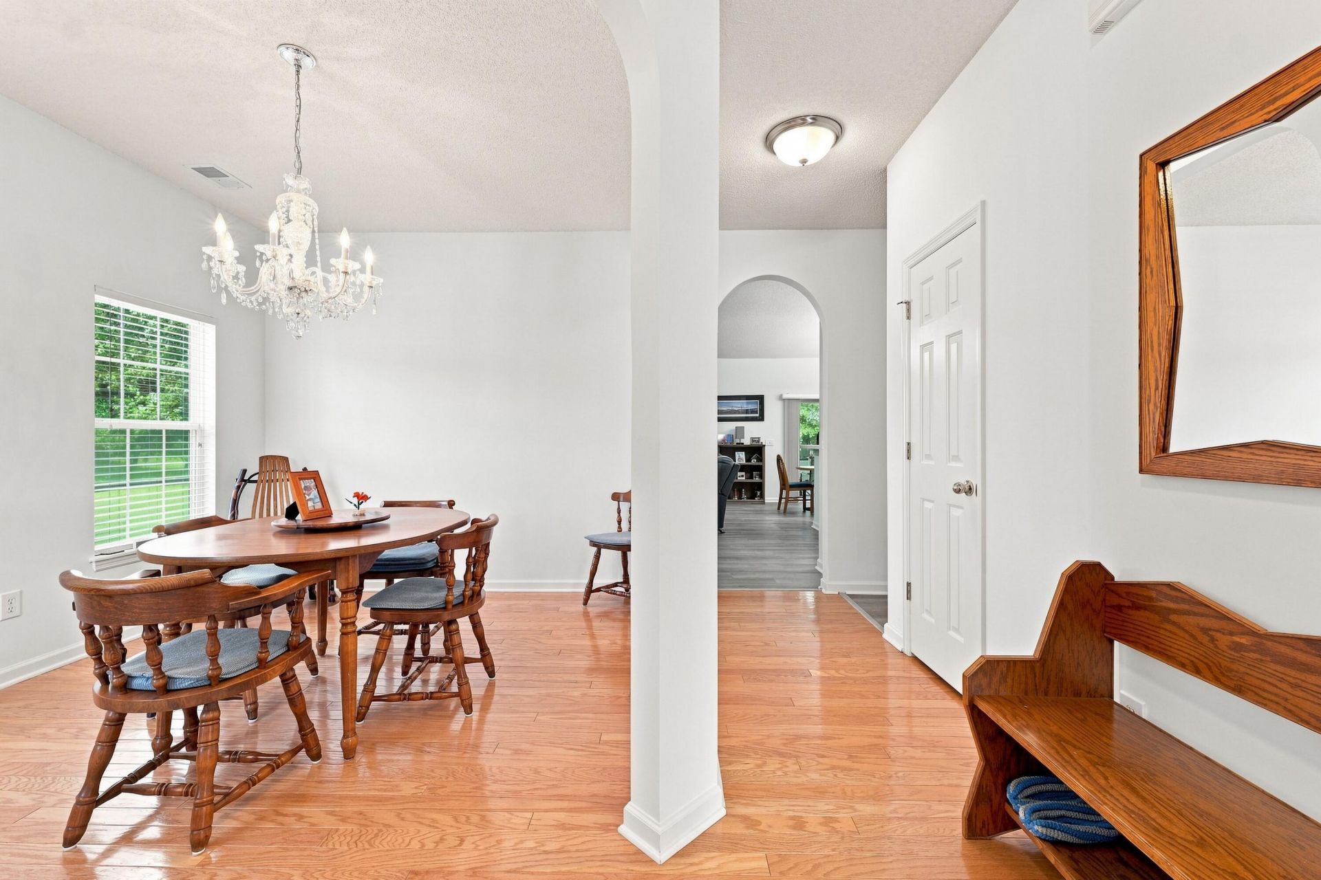 107 Oak Bluff Road Photo 6