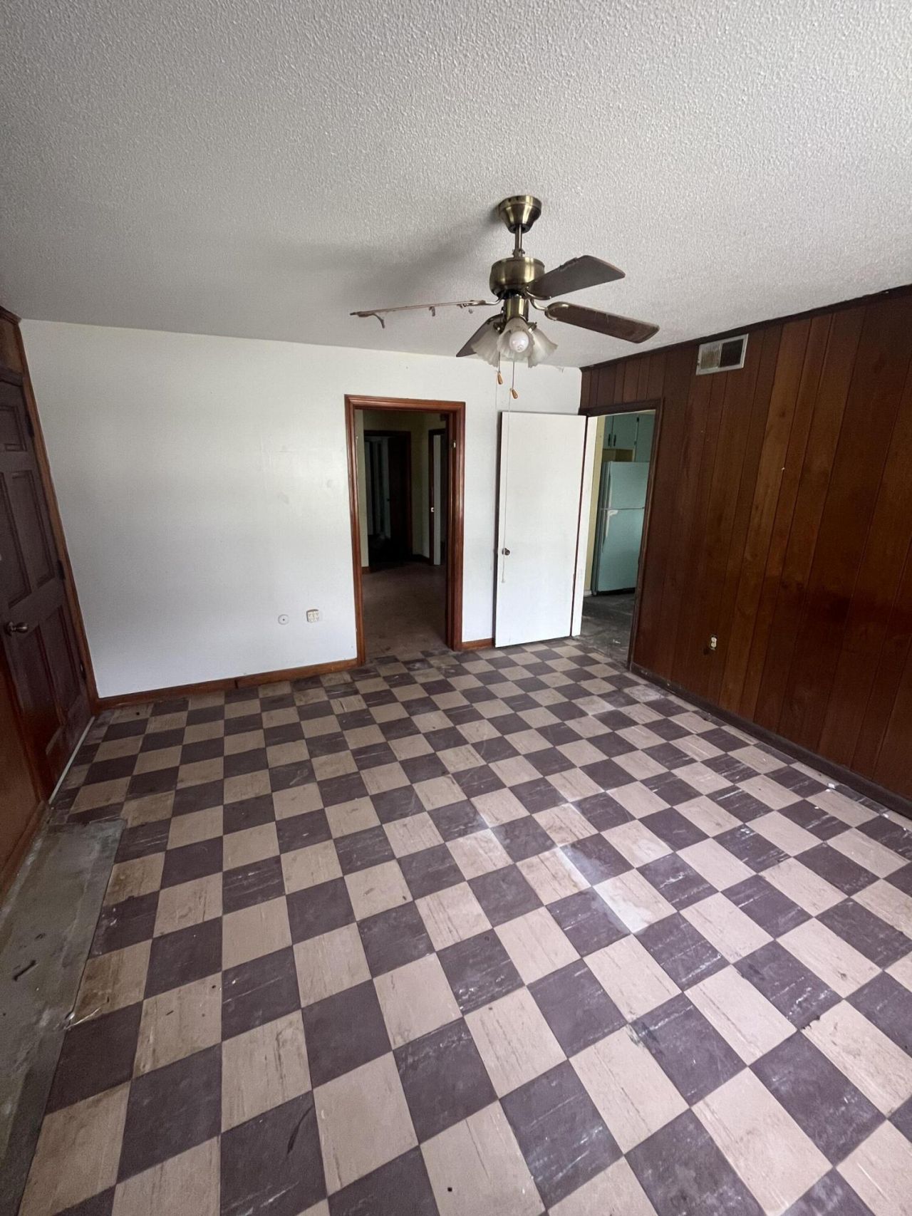 4349 Gwinnett Street Photo 16