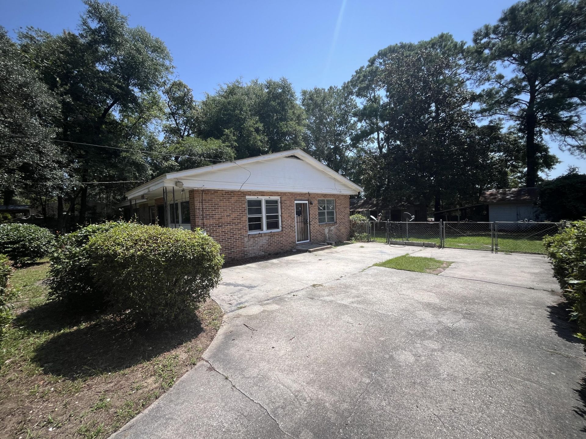 4349 Gwinnett Street Photo 5