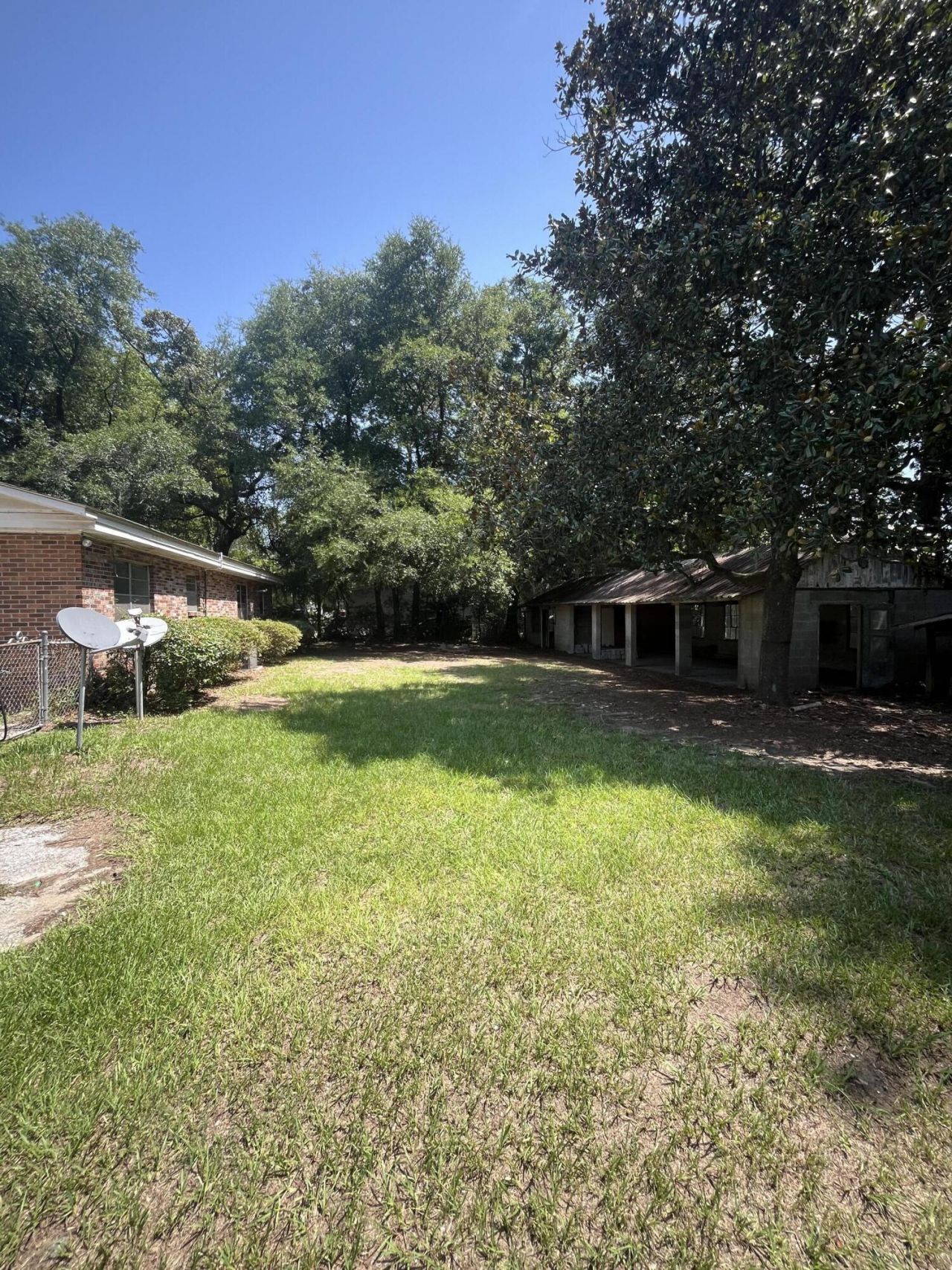 4349 Gwinnett Street Photo 7
