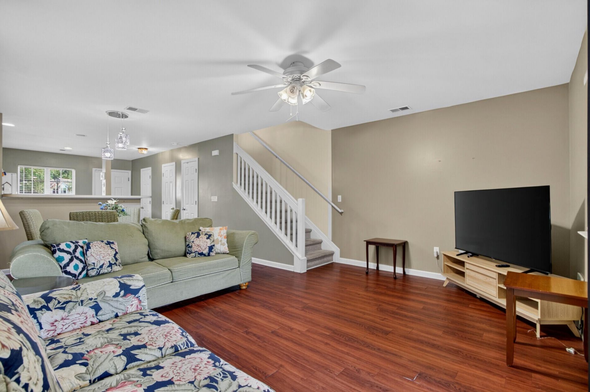 7963 Shadow Oak Drive Photo 13