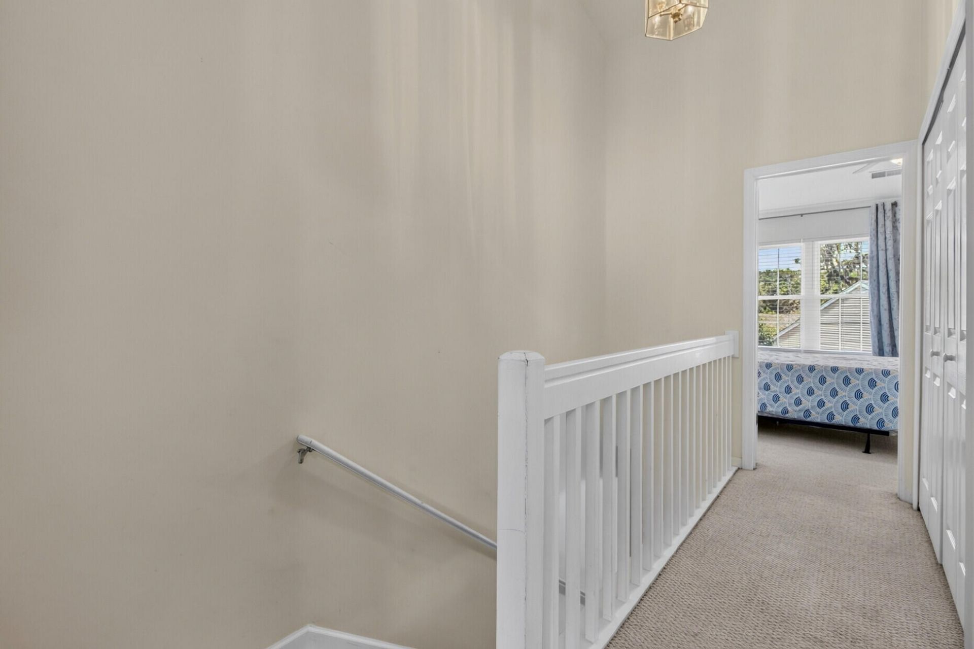 7963 Shadow Oak Drive Photo 16