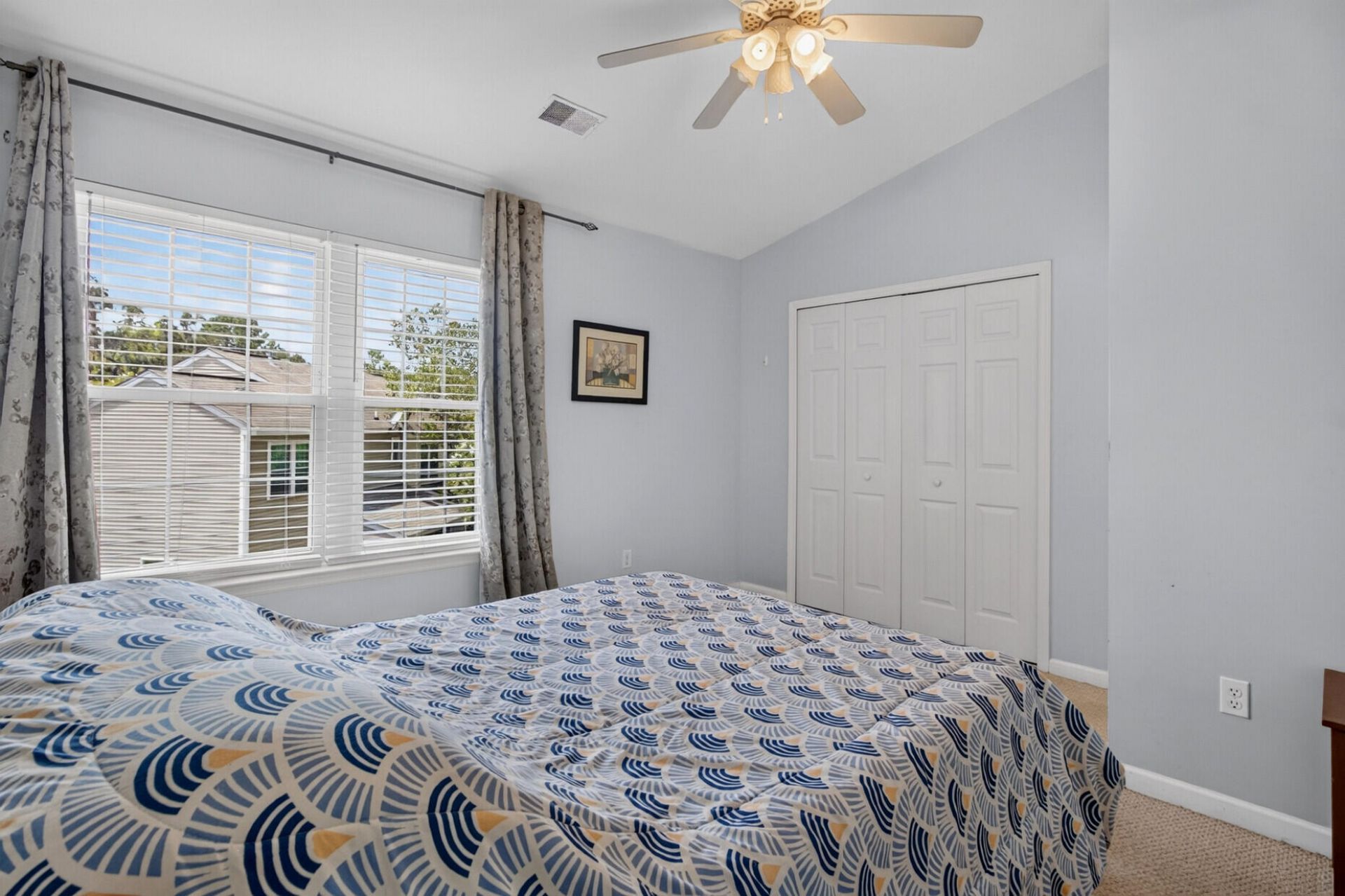 7963 Shadow Oak Drive Photo 17