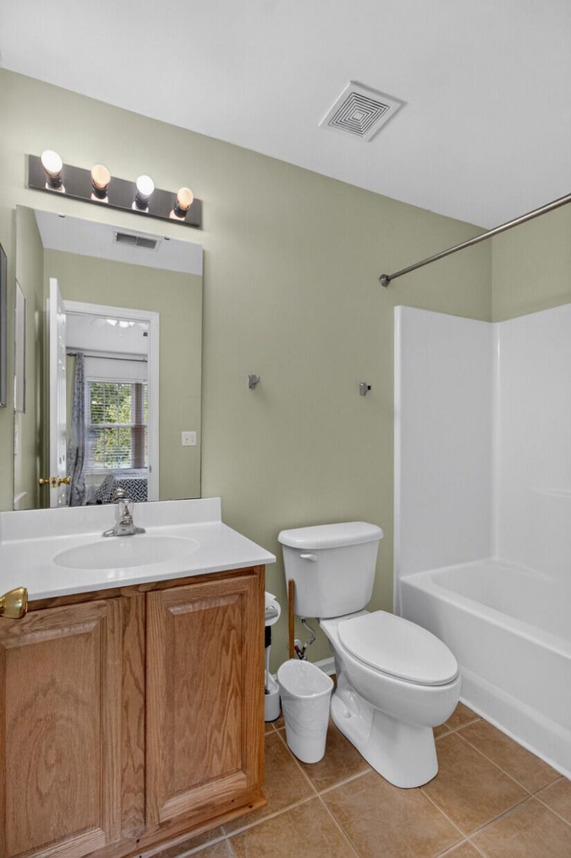 7963 Shadow Oak Drive Photo 24