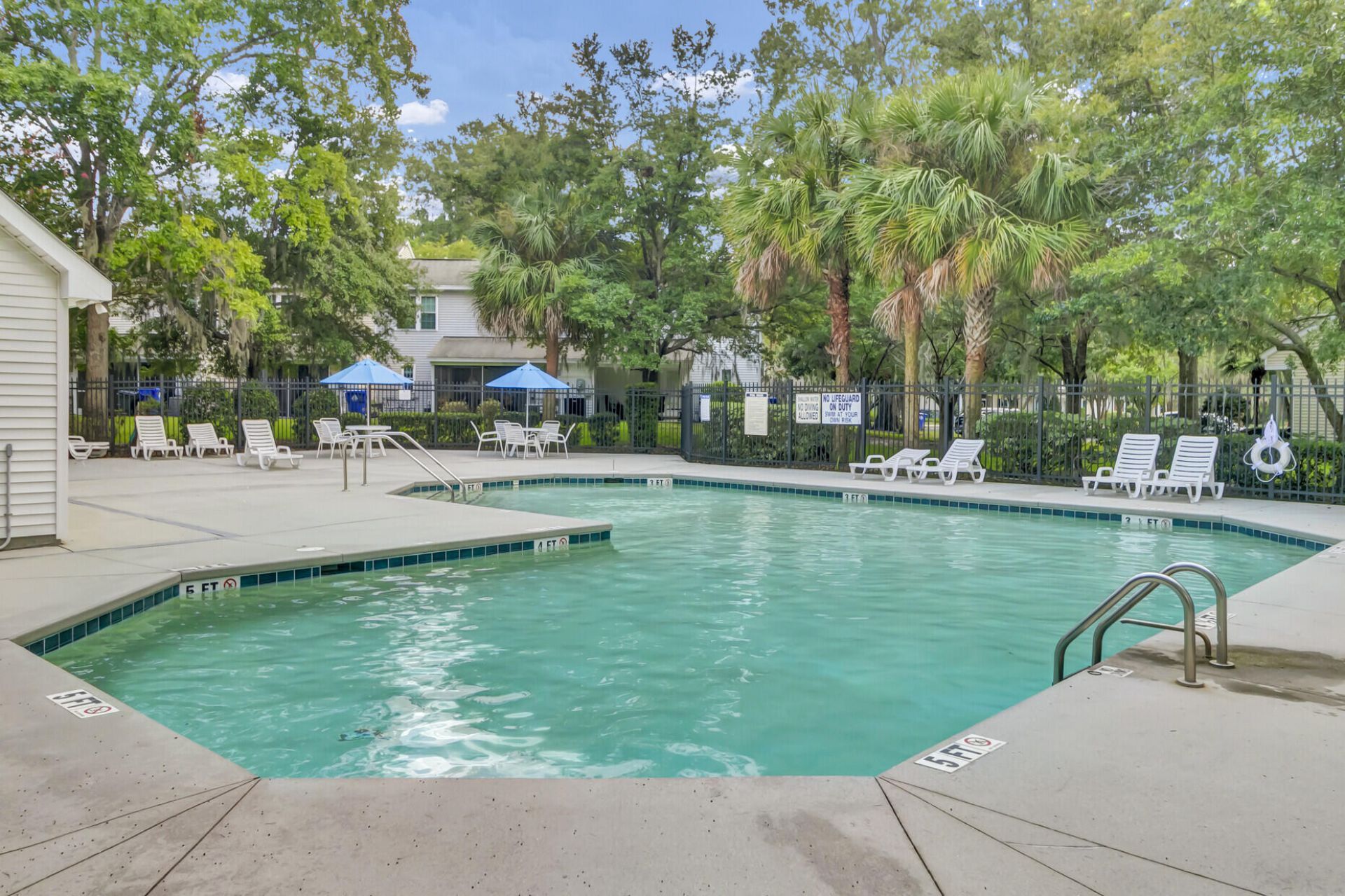 7963 Shadow Oak Drive Photo 33
