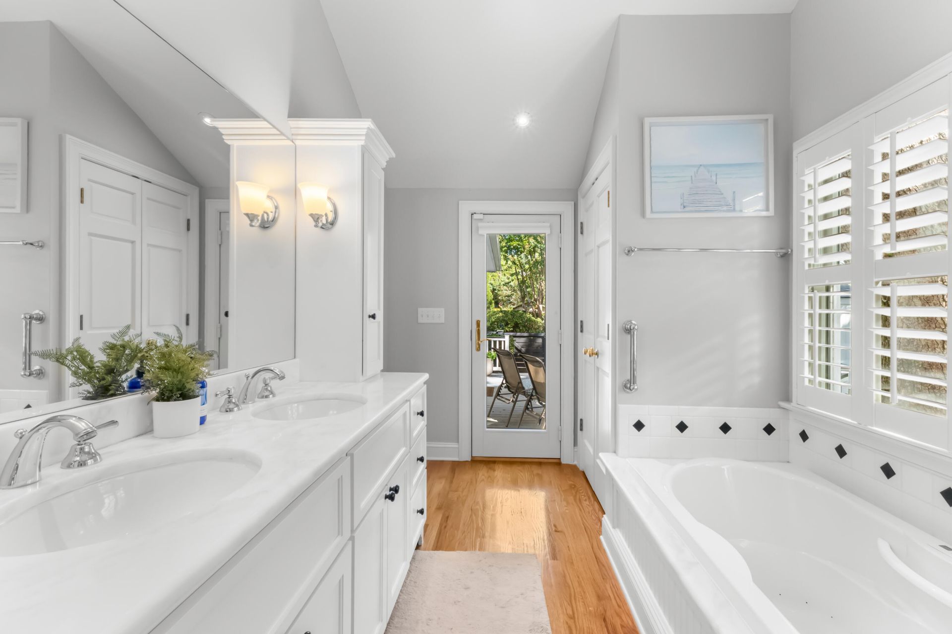 808 Sheldon Road Photo 29