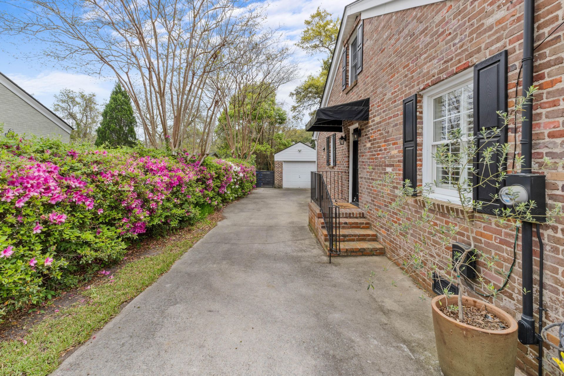 808 Sheldon Road Photo 33