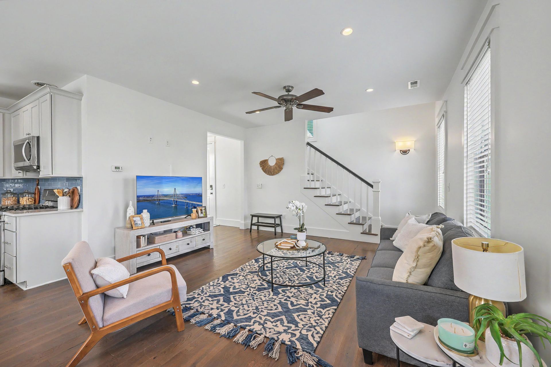 83 Cooper Street Photo 10