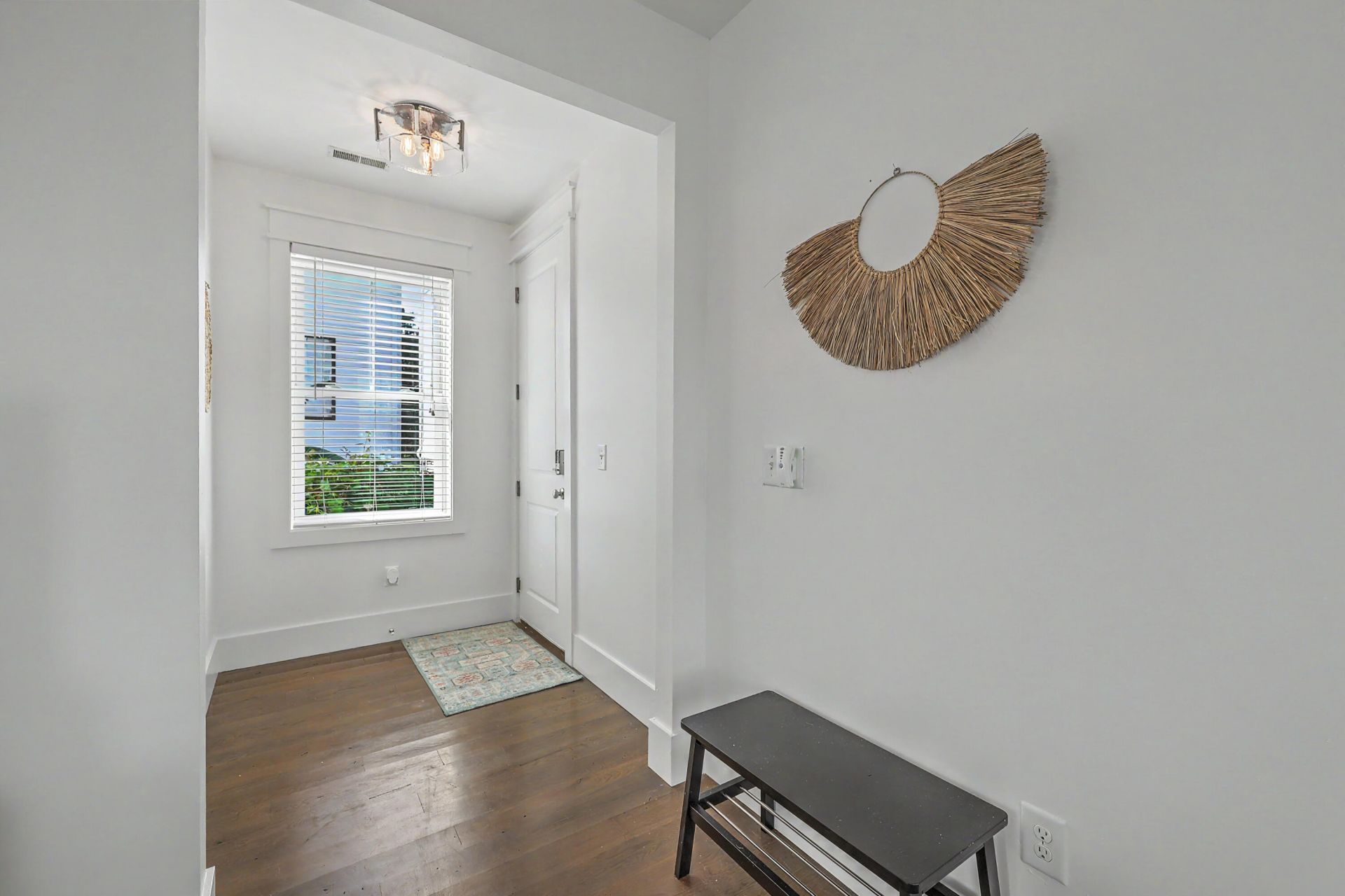83 Cooper Street Photo 7