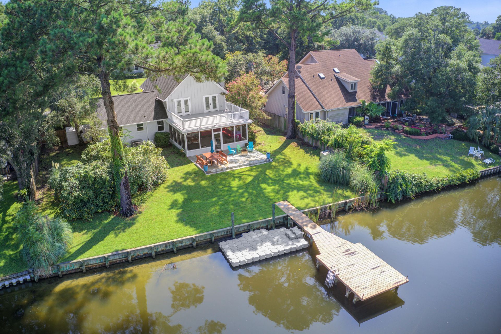 50 Rivers Point Row Photo 58