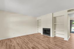 8022 Thelen Street photo 4
