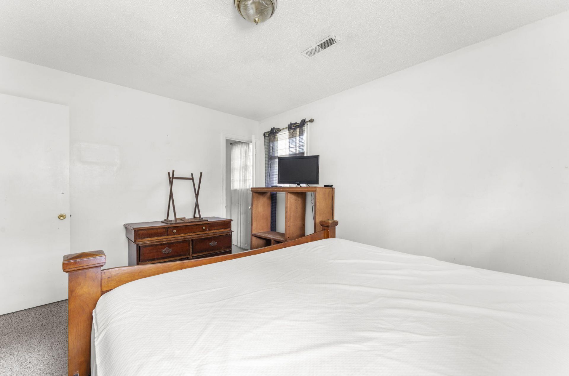 7748 Nellview Drive Photo 13