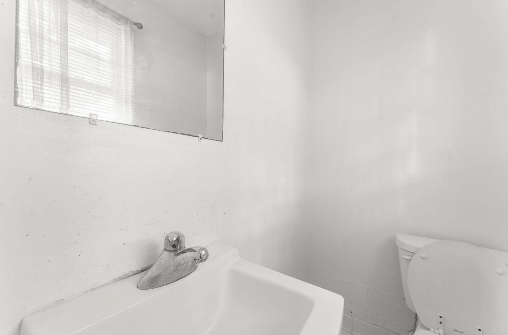 7748 Nellview Drive Photo 14