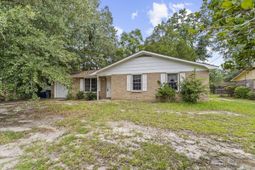 7748 Nellview Drive photo 4
