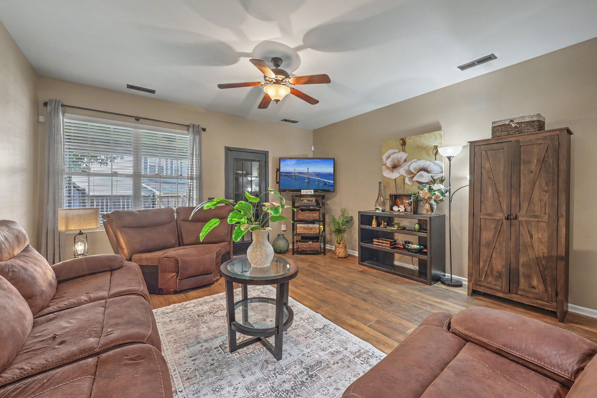 104 Woodward Road Photo 13