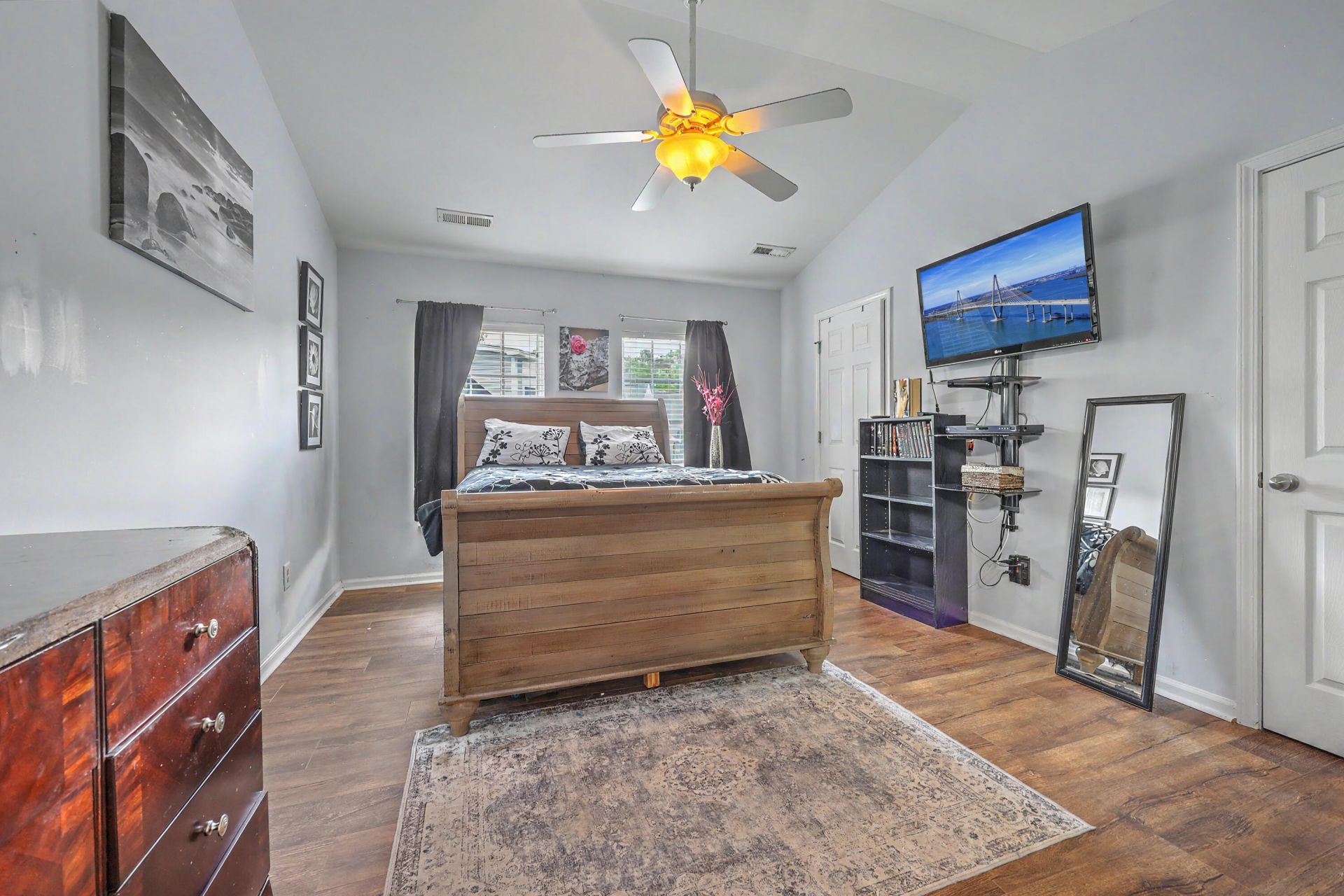 104 Woodward Road Photo 17