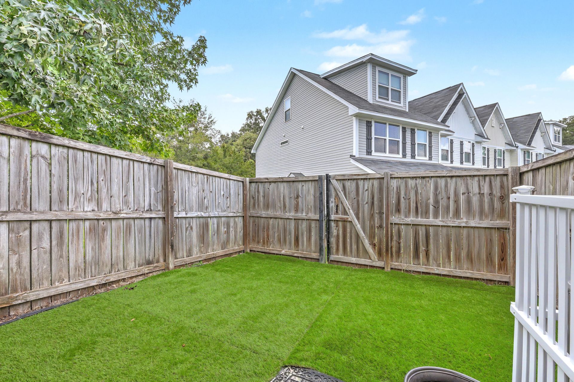 104 Woodward Road Photo 26