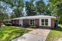 7667 Mendelwood Drive photo 4
