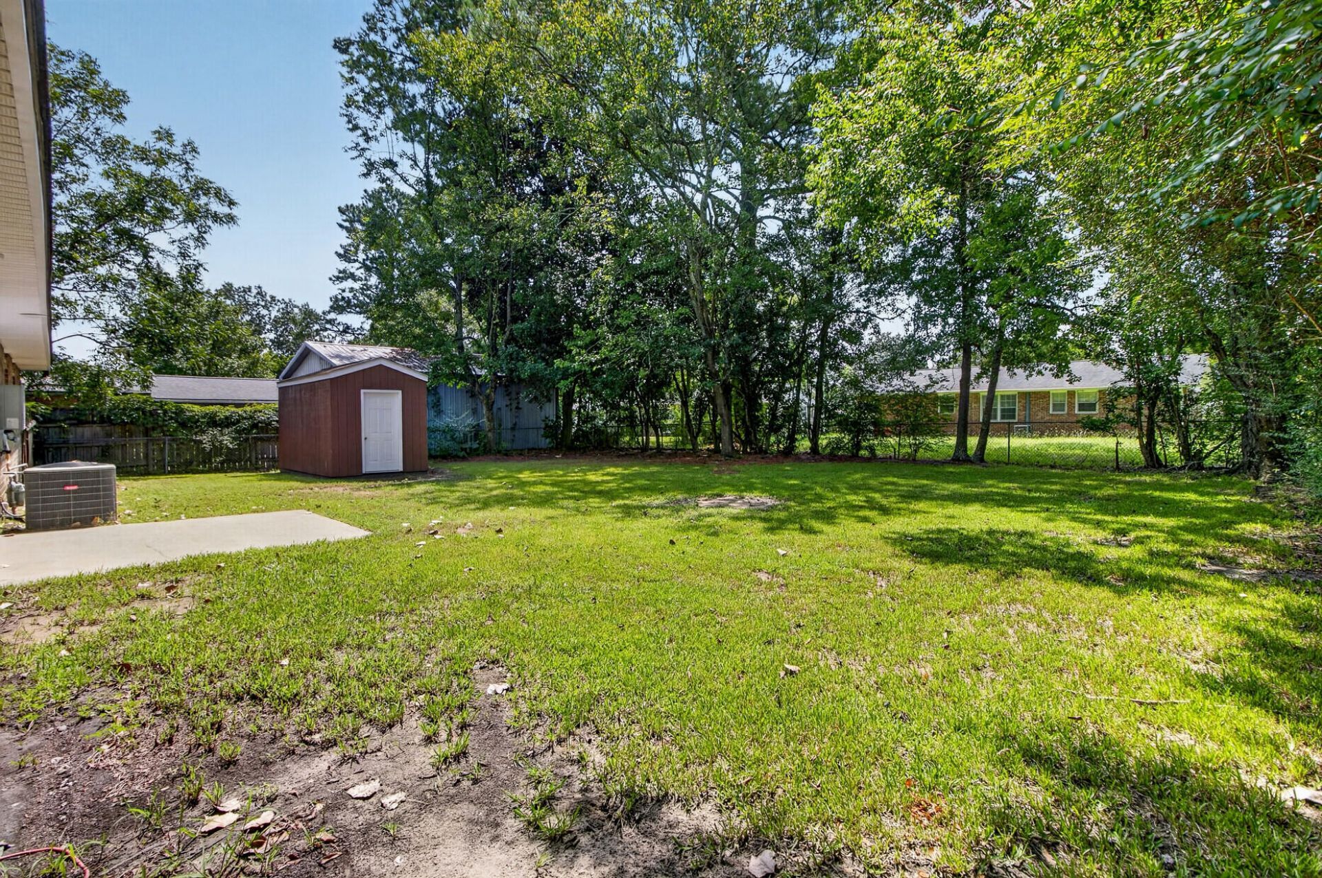 7667 Mendelwood Drive Photo 30