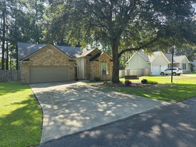 7841 Sabalridge Drive, North Charleston, SC 29418