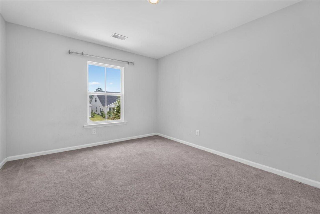 126 Red Bluff Street Photo 24
