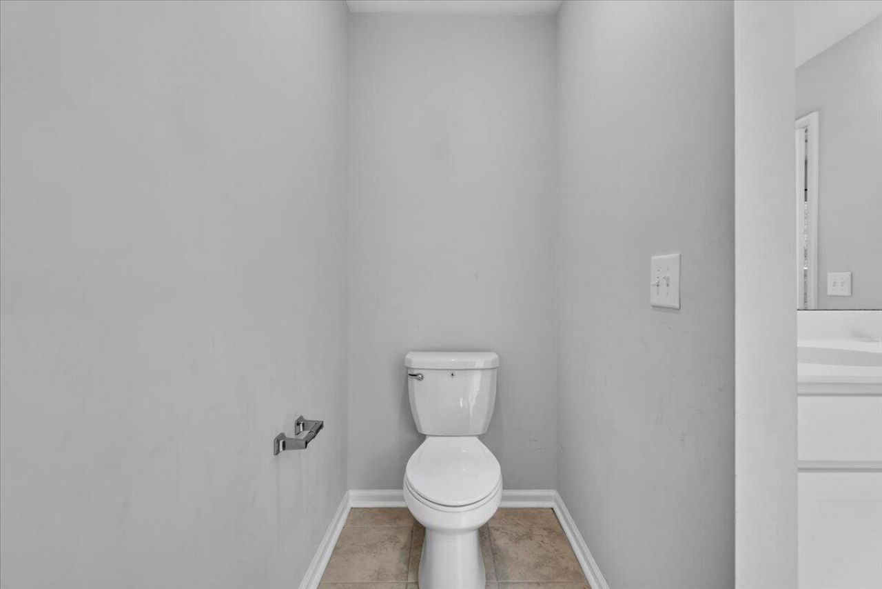 126 Red Bluff Street Photo 31