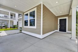 126 Red Bluff Street photo 4