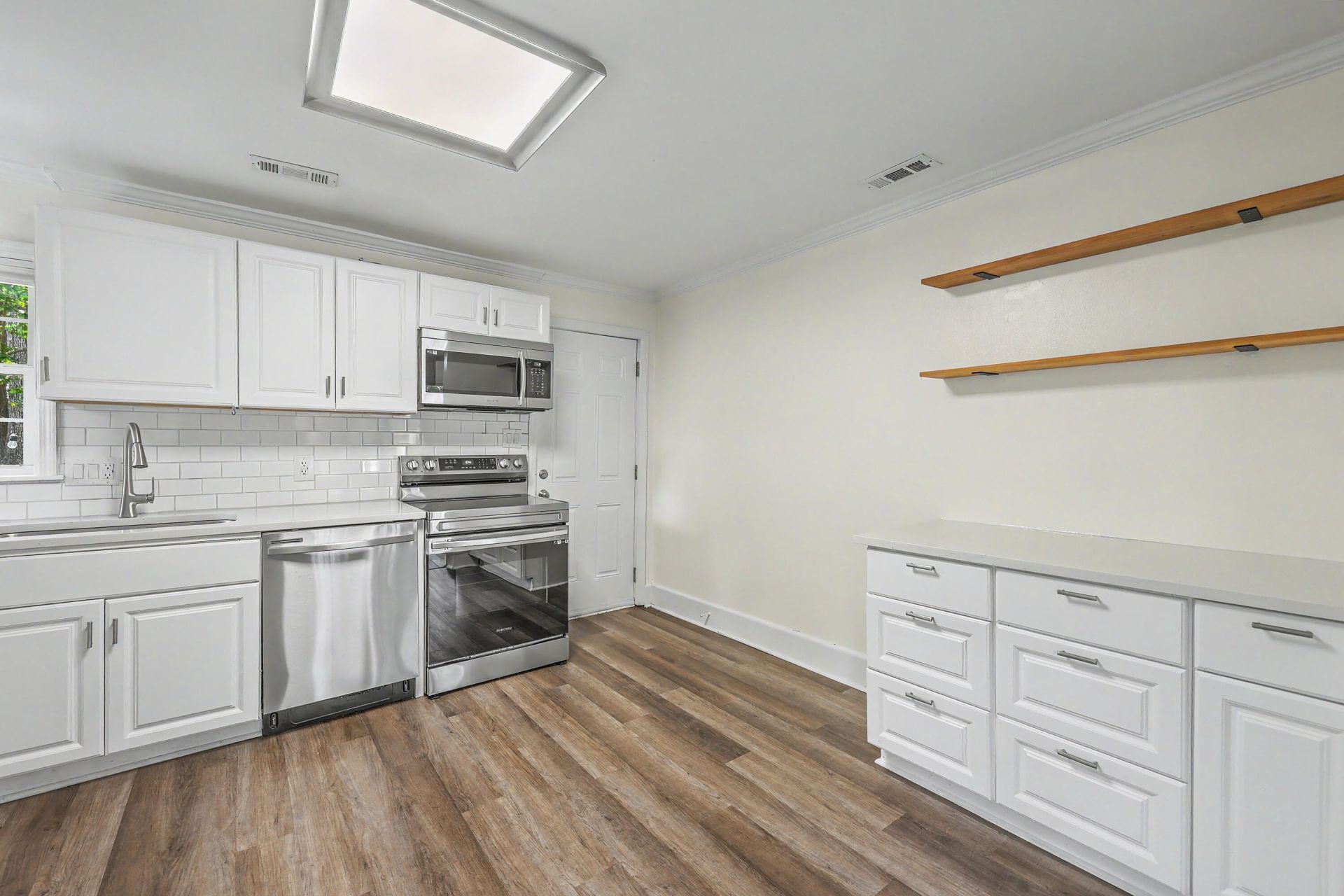 1609 Pineview Road Photo 10