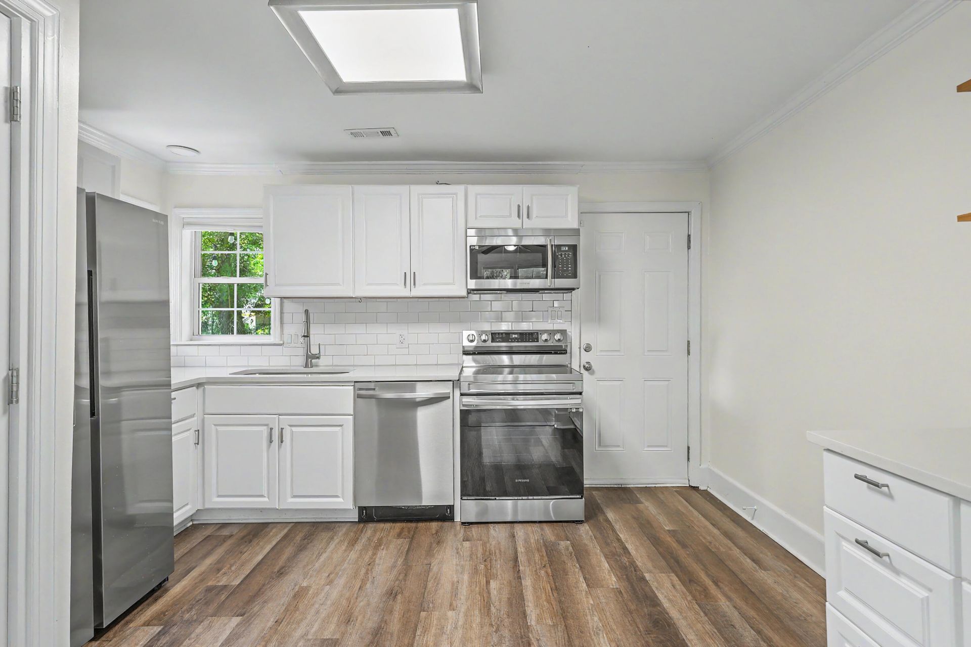 1609 Pineview Road Photo 9