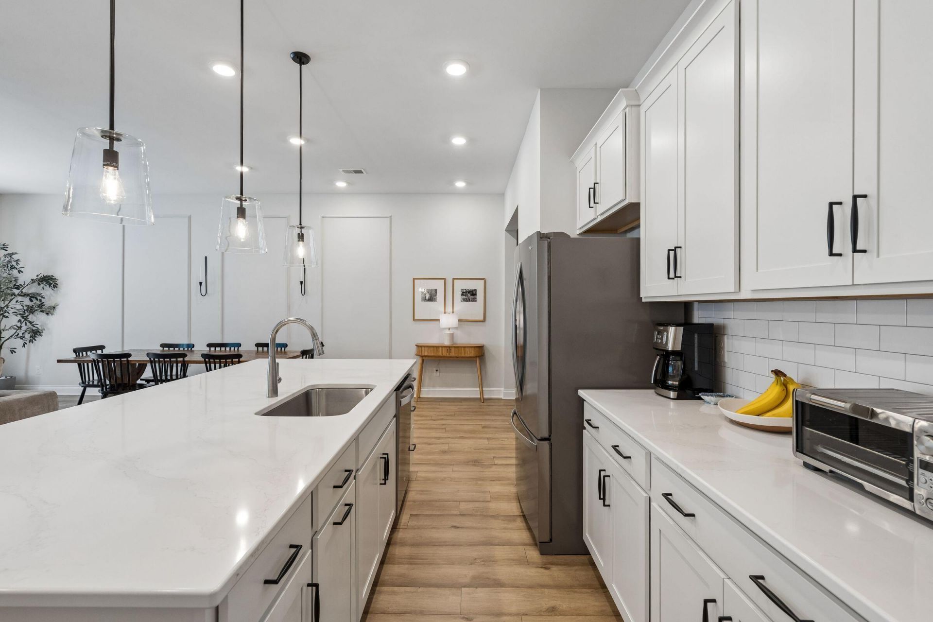 3049 Emma Lane Photo 8