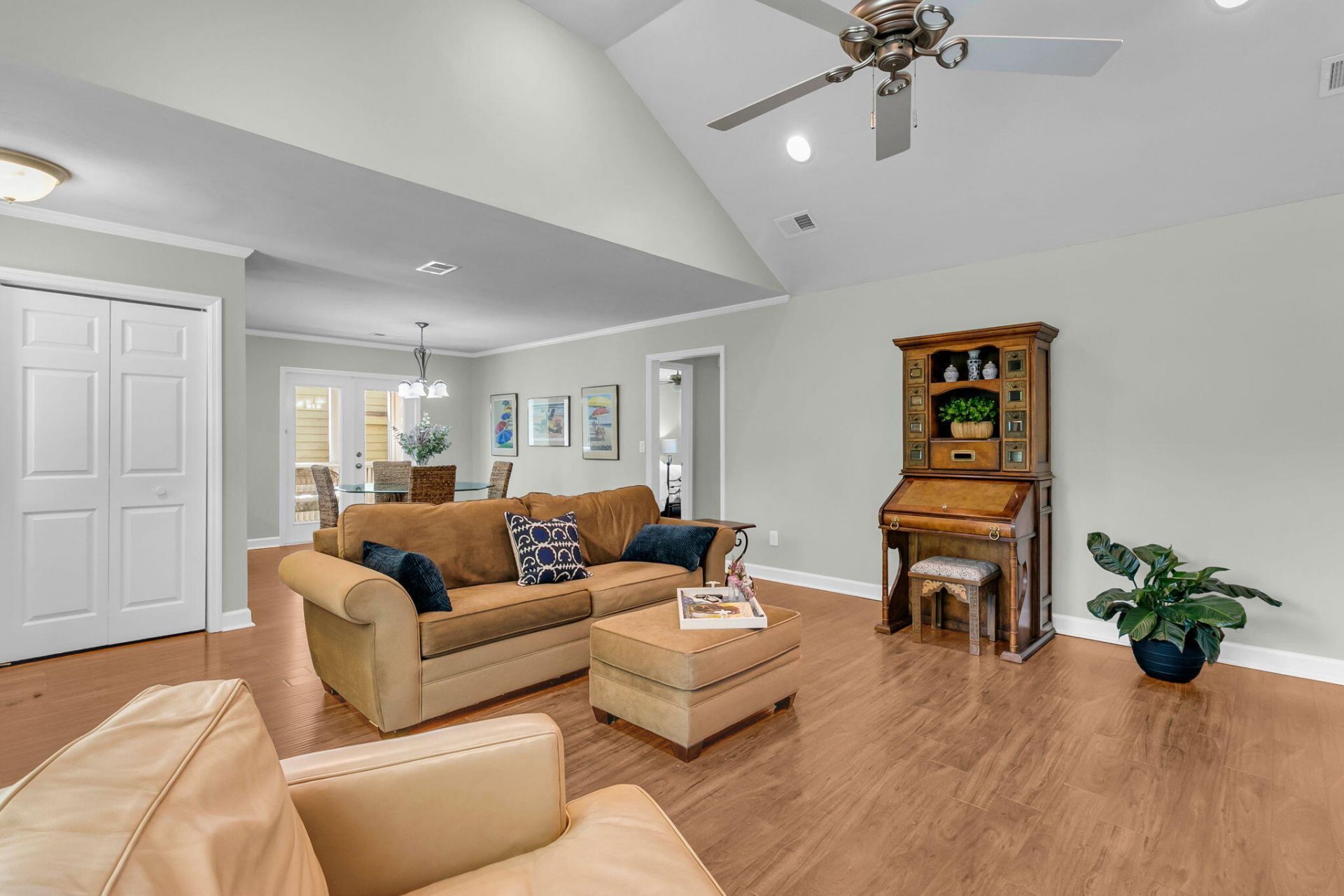 1527 Barquentine Drive Photo 32