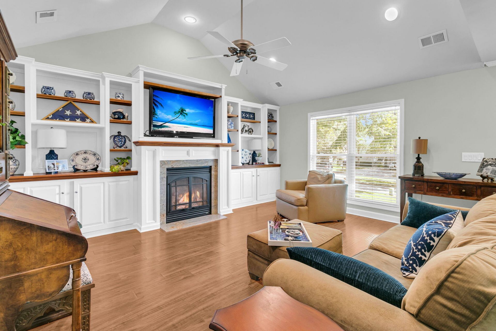 1527 Barquentine Drive Photo 5