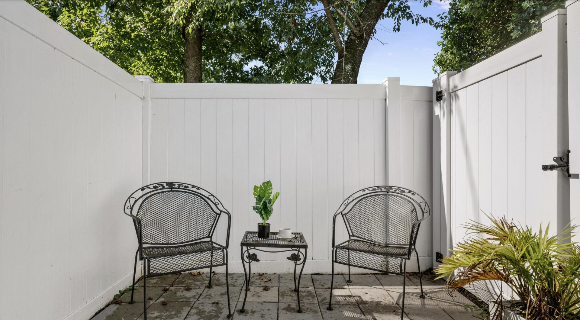 1011 Alamo Street Photo 37