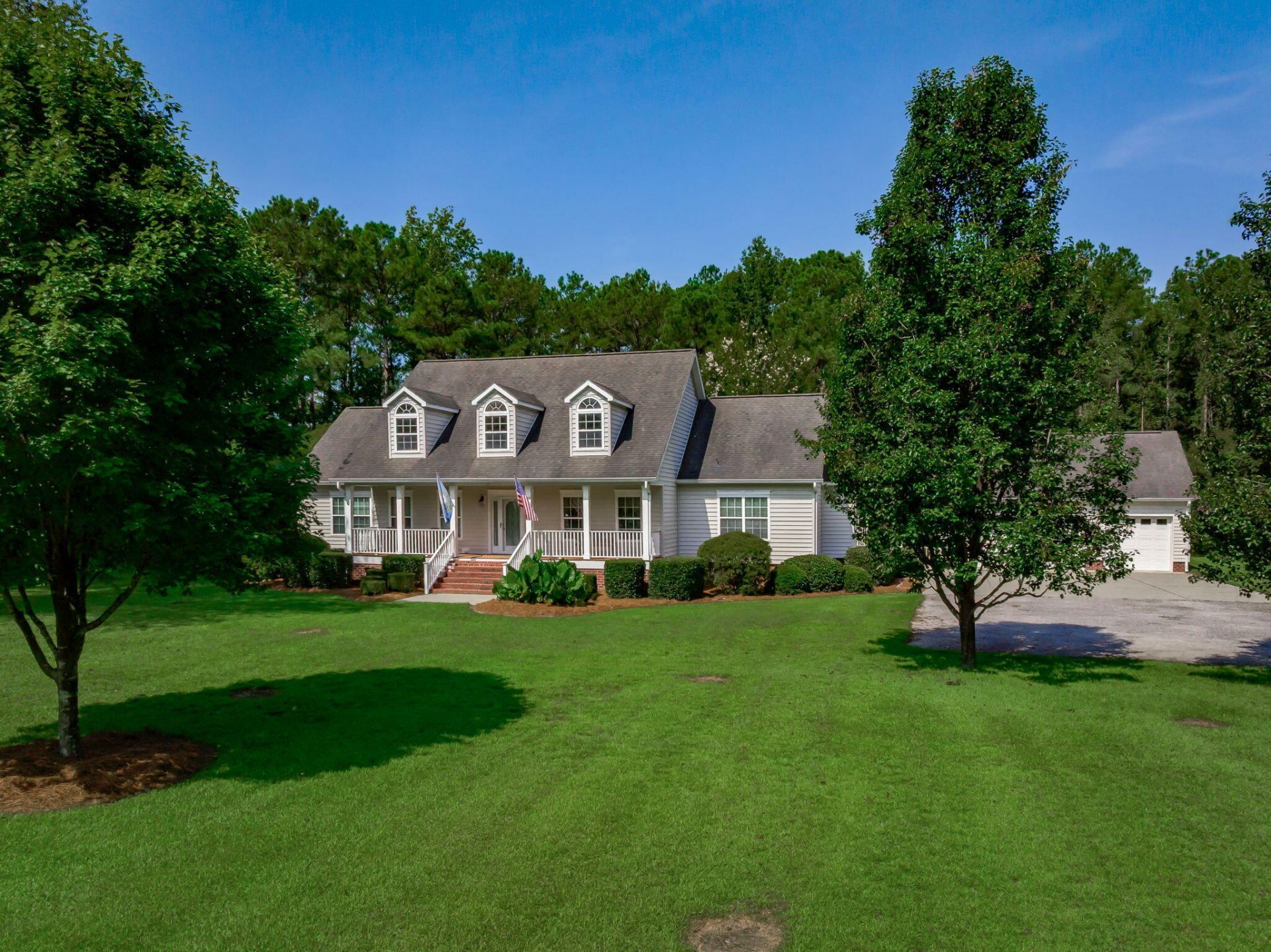 1253 Blackwell Drive Photo 3