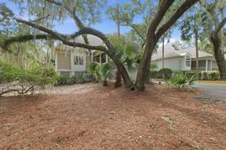 3023 Hidden Oak Drive photo 4