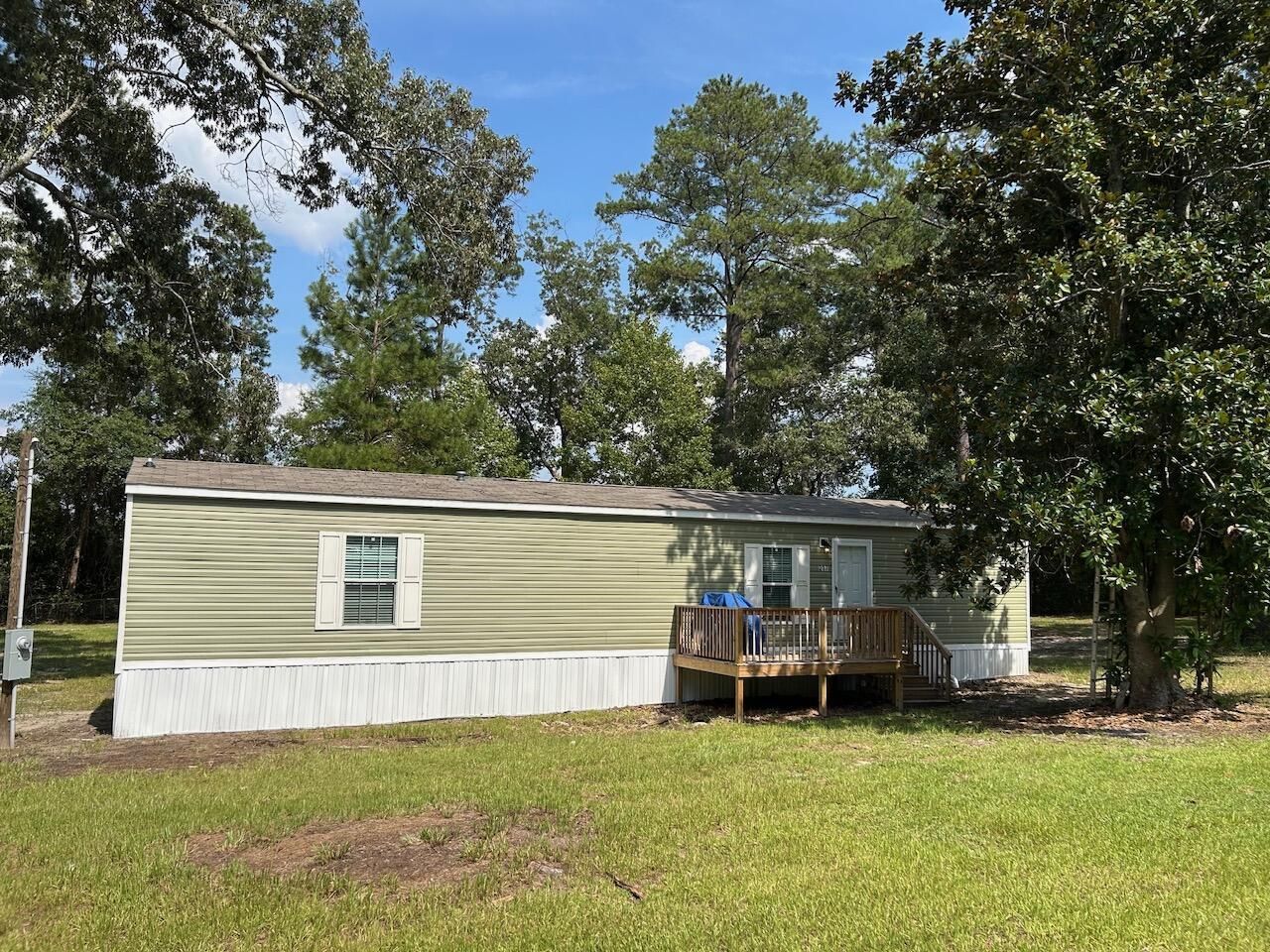 217 Holbrook Drive Photo 4