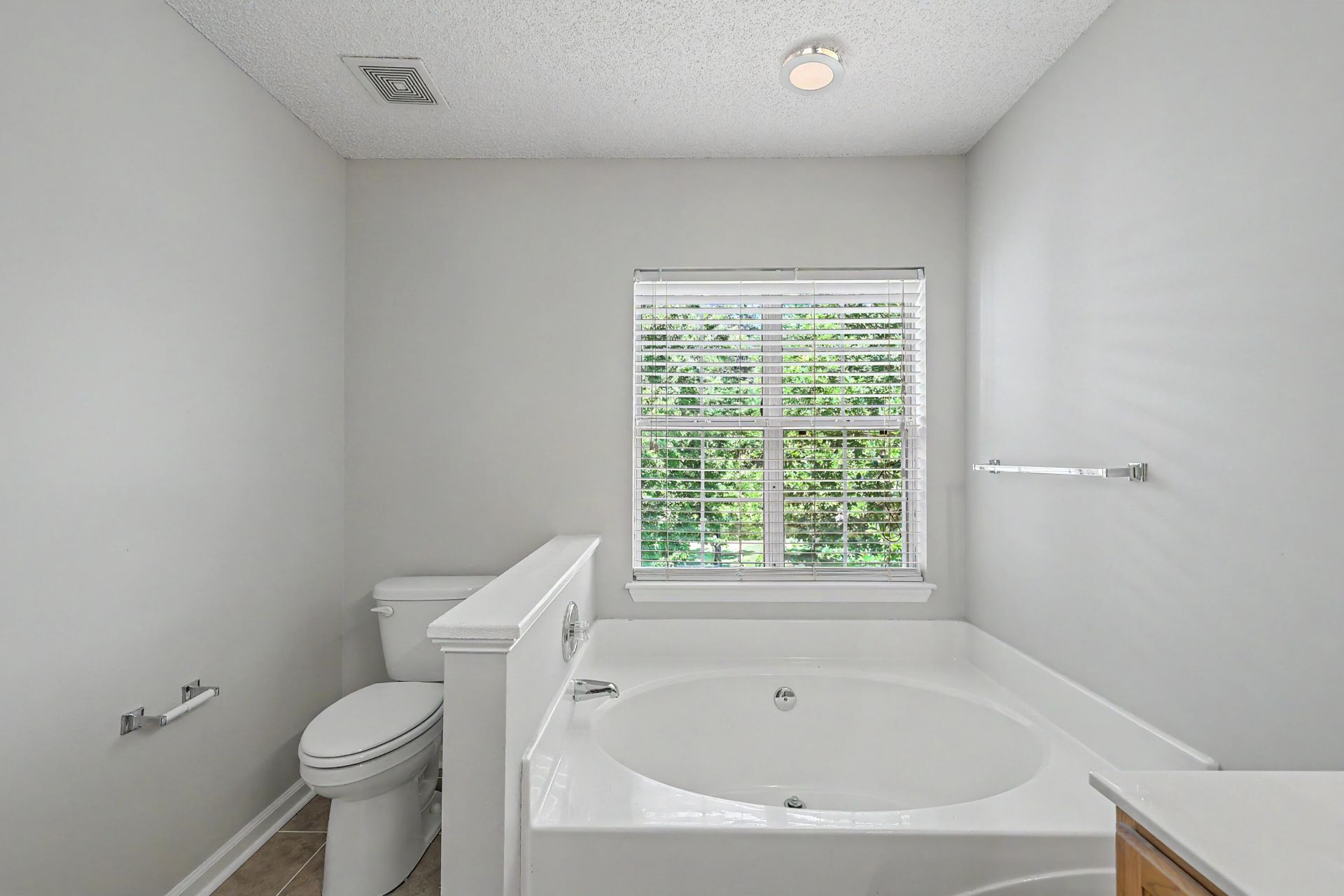 109 Creekside Drive Photo 19