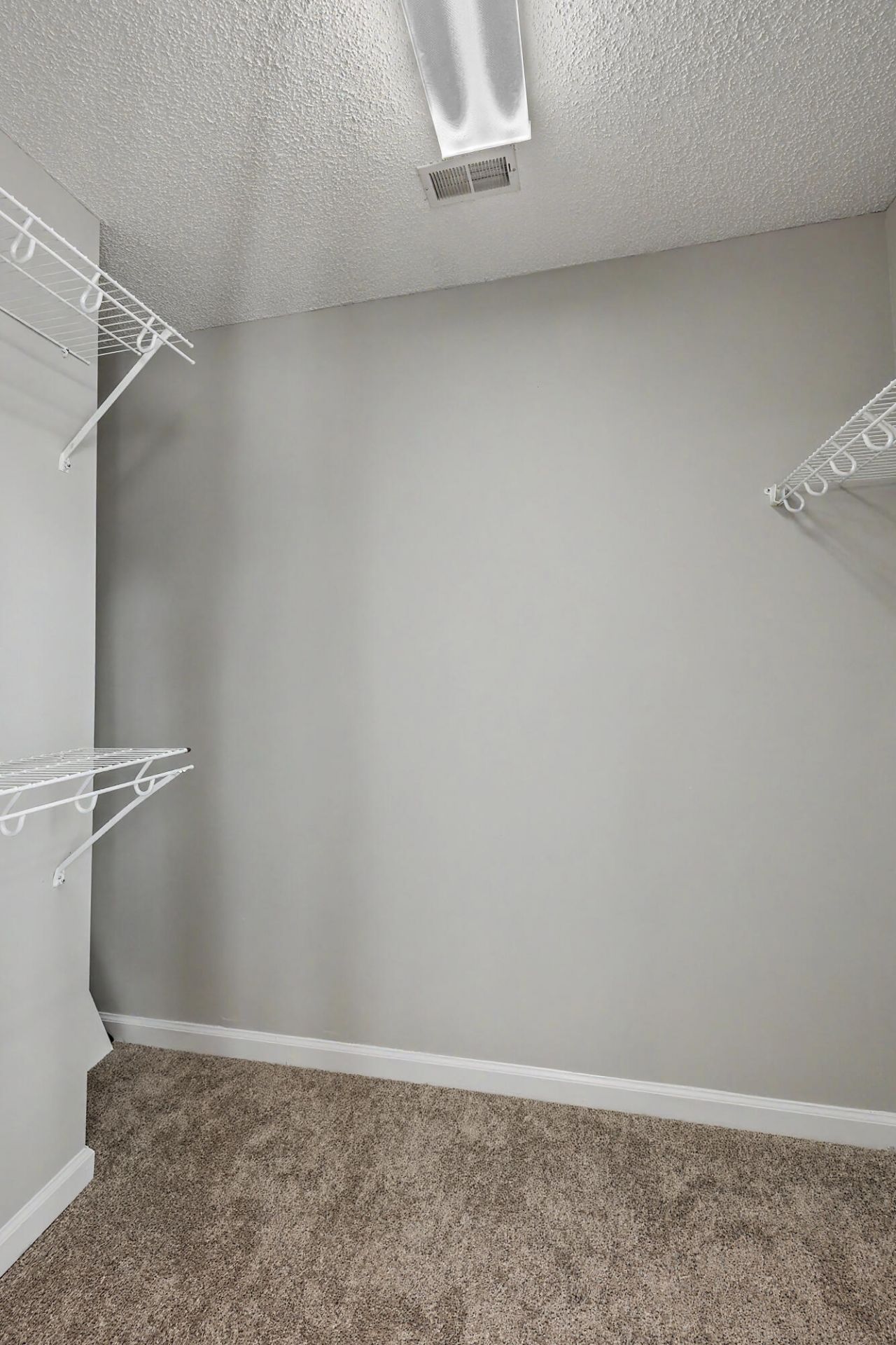 109 Creekside Drive Photo 20