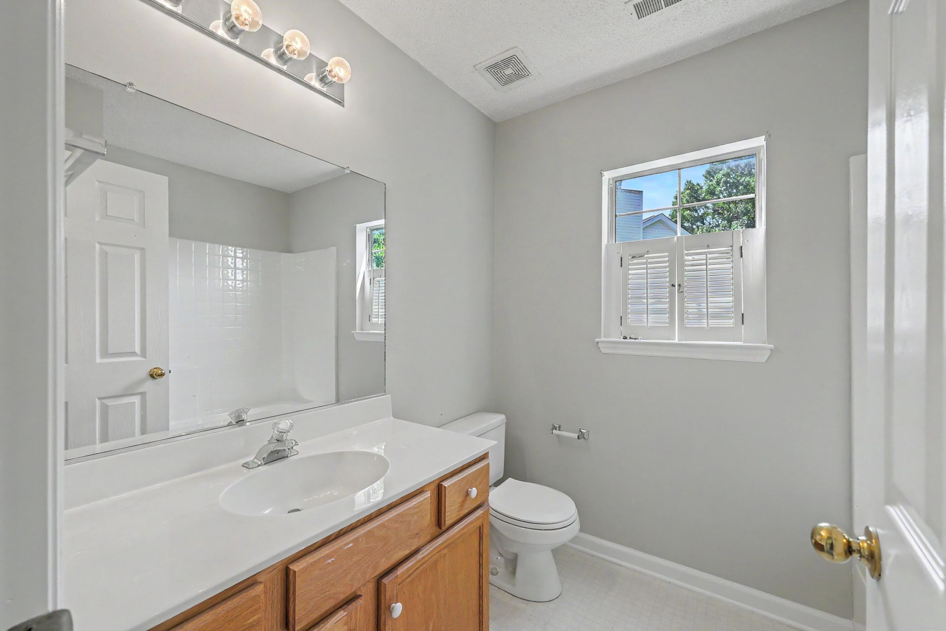 109 Creekside Drive Photo 24