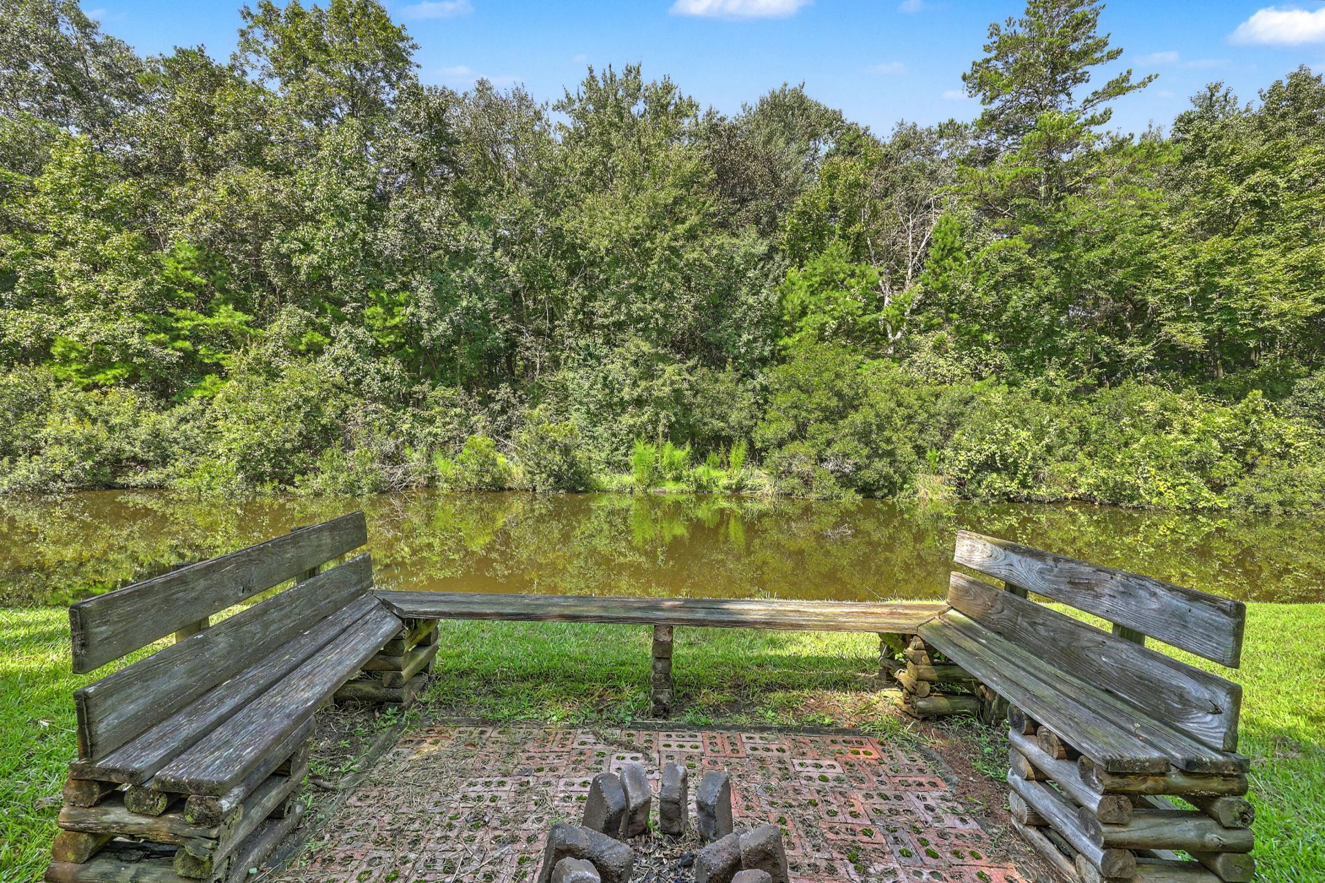 109 Creekside Drive Photo 26