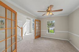 109 Creekside Drive photo 4