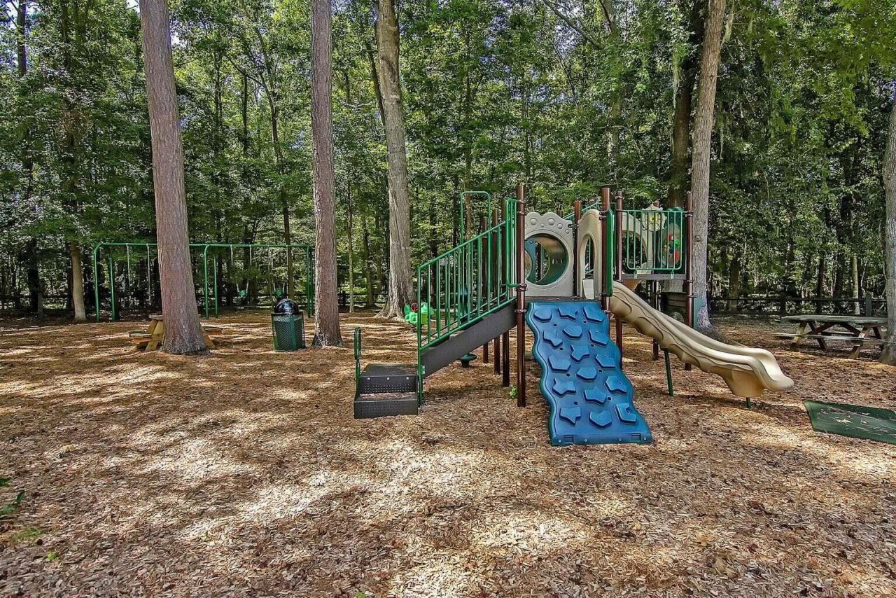 109 Creekside Drive Photo 37