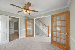 109 Creekside Drive photo 4