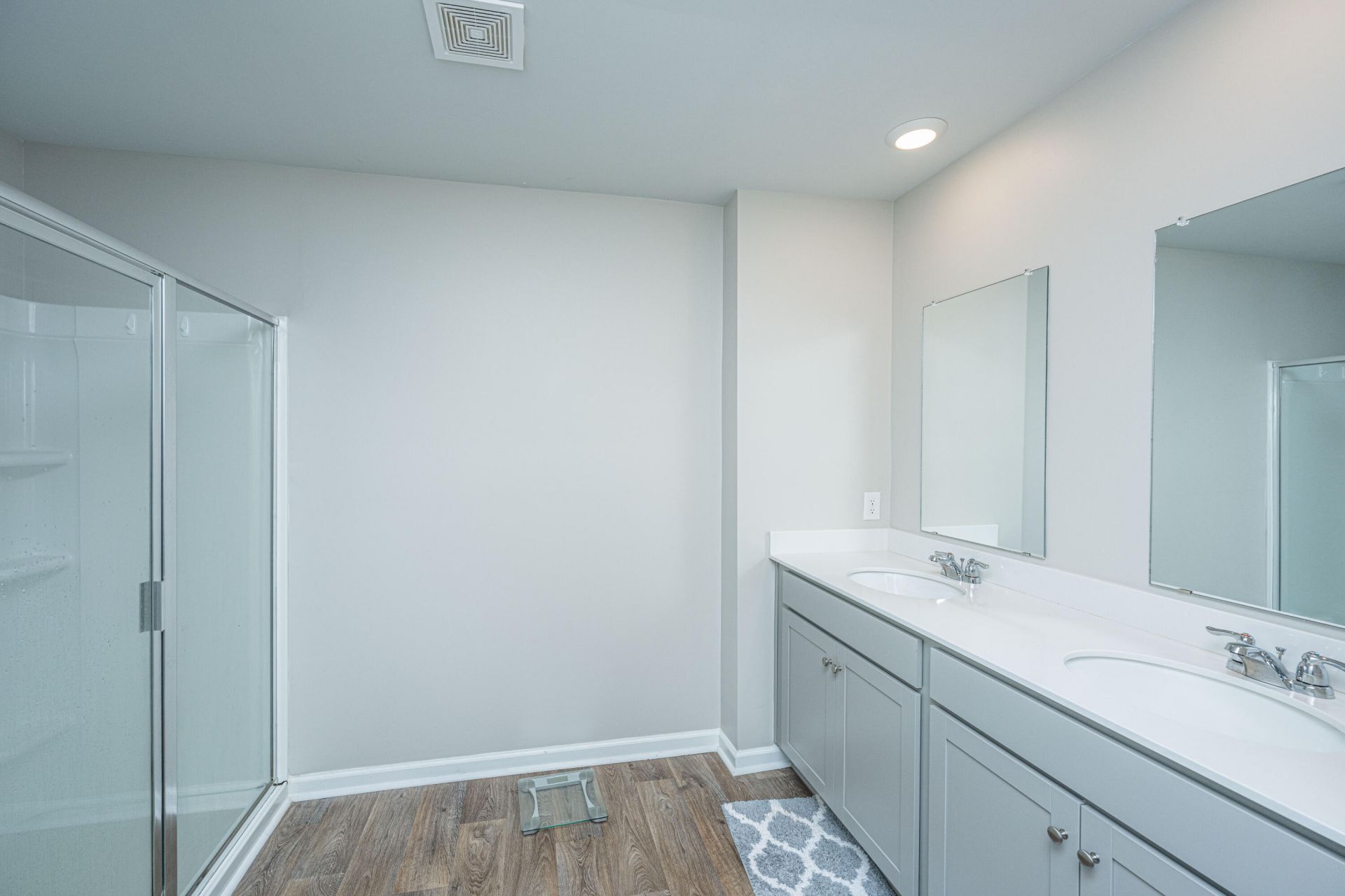 203 Mica Court Photo 10
