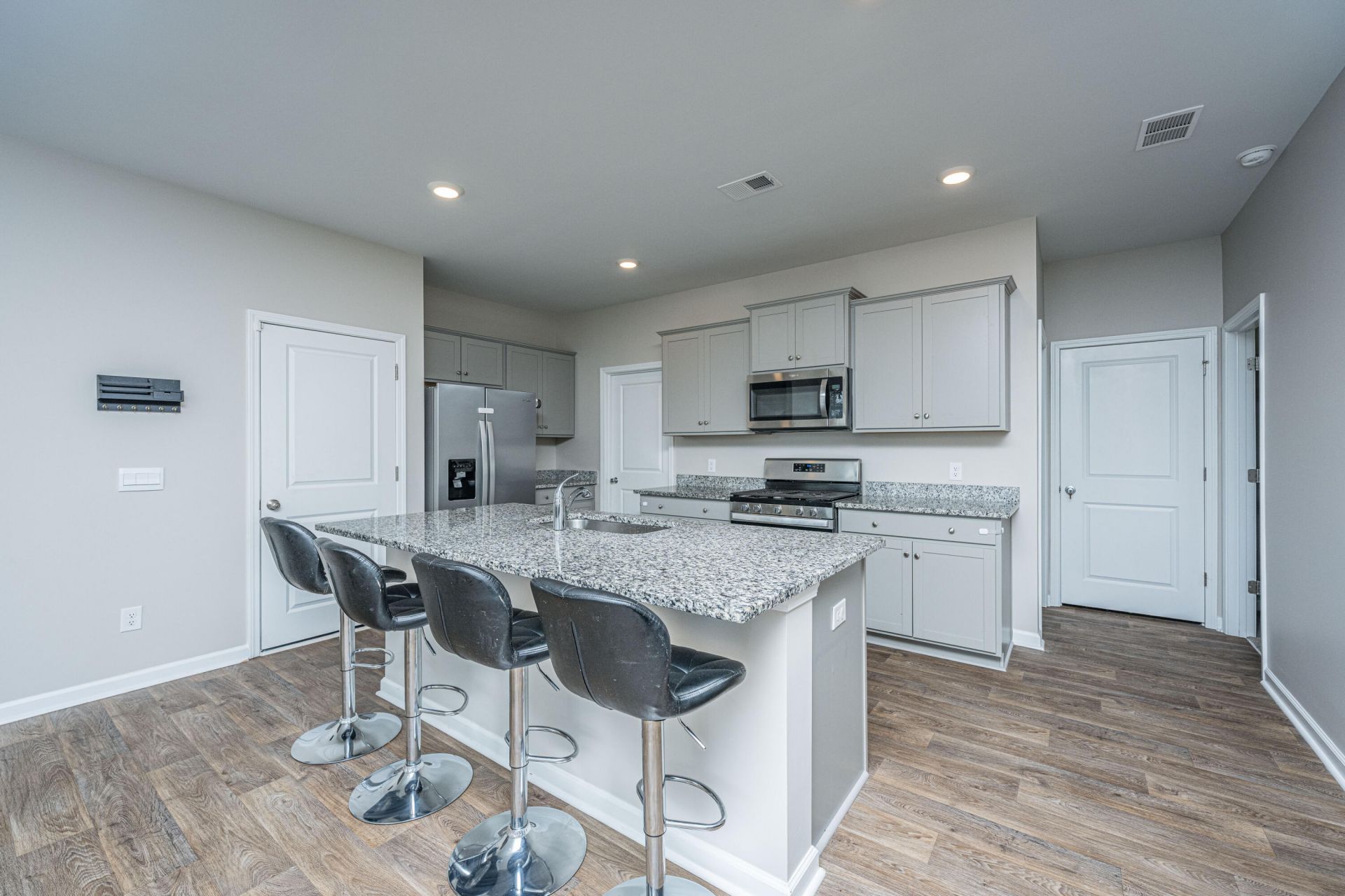 203 Mica Court Photo 4