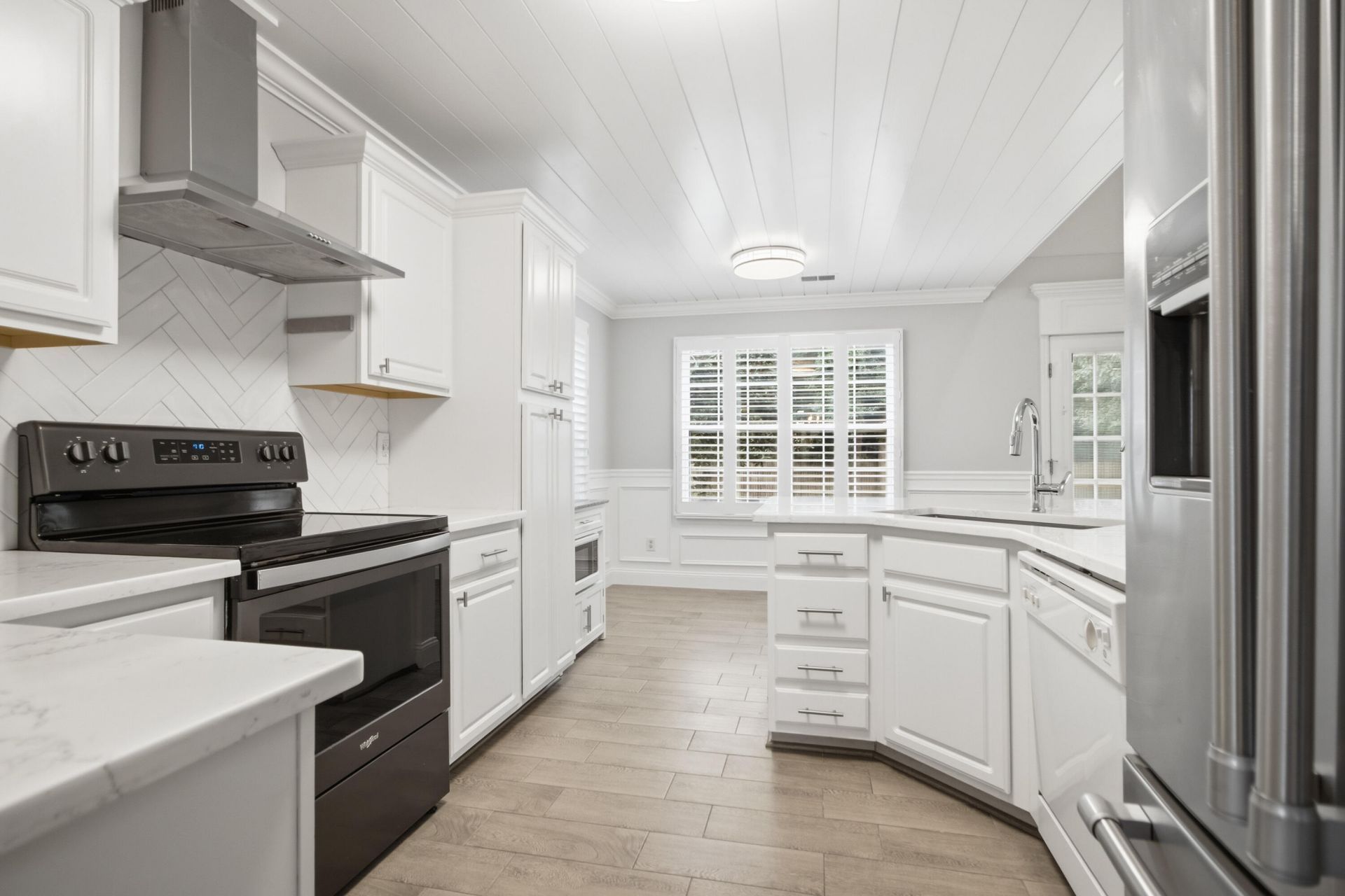 346 Arlington Drive Photo 10