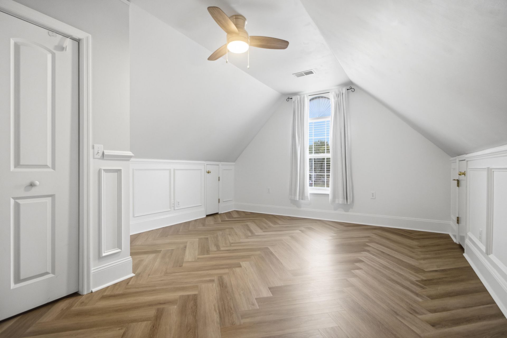 346 Arlington Drive Photo 30