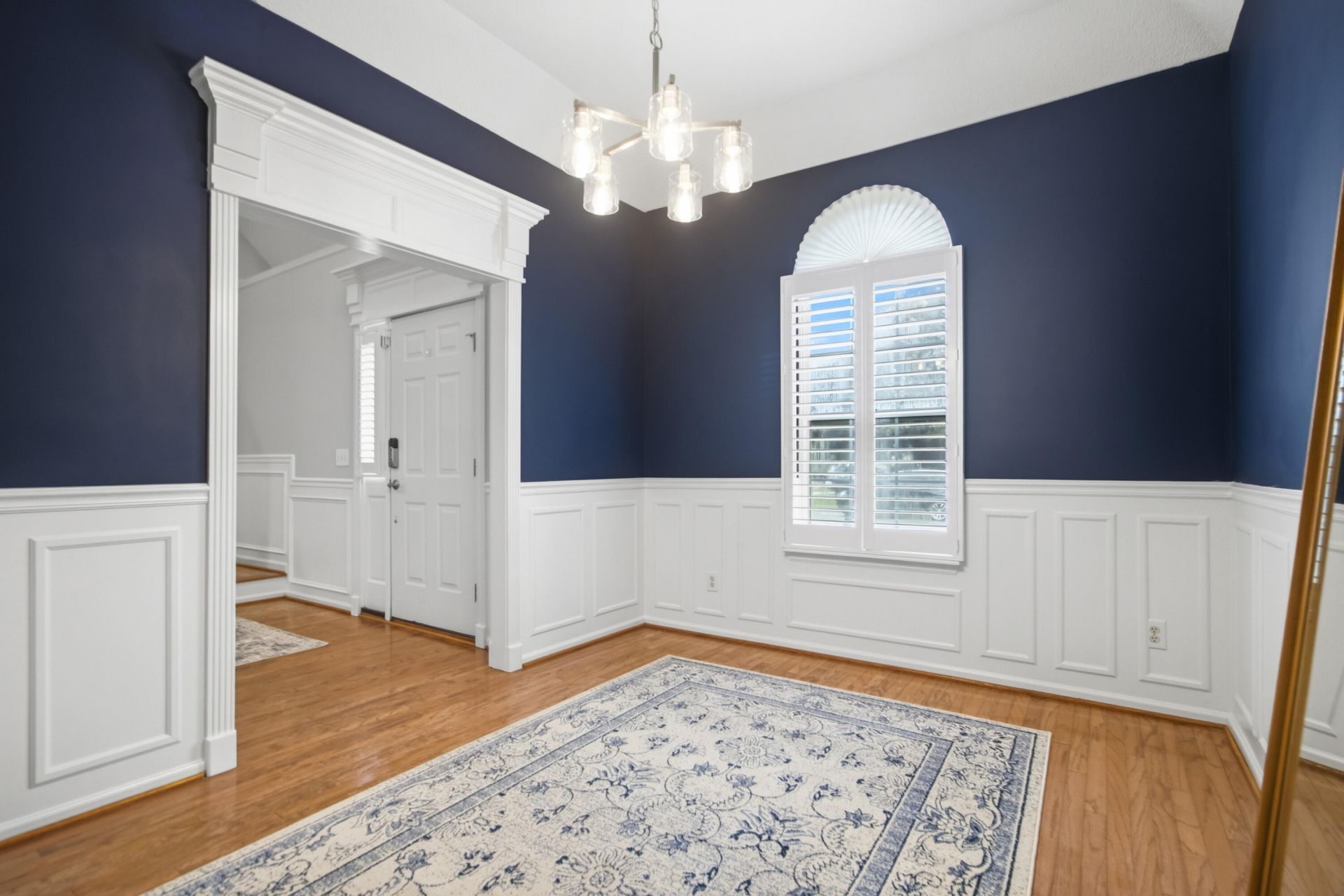 346 Arlington Drive Photo 9