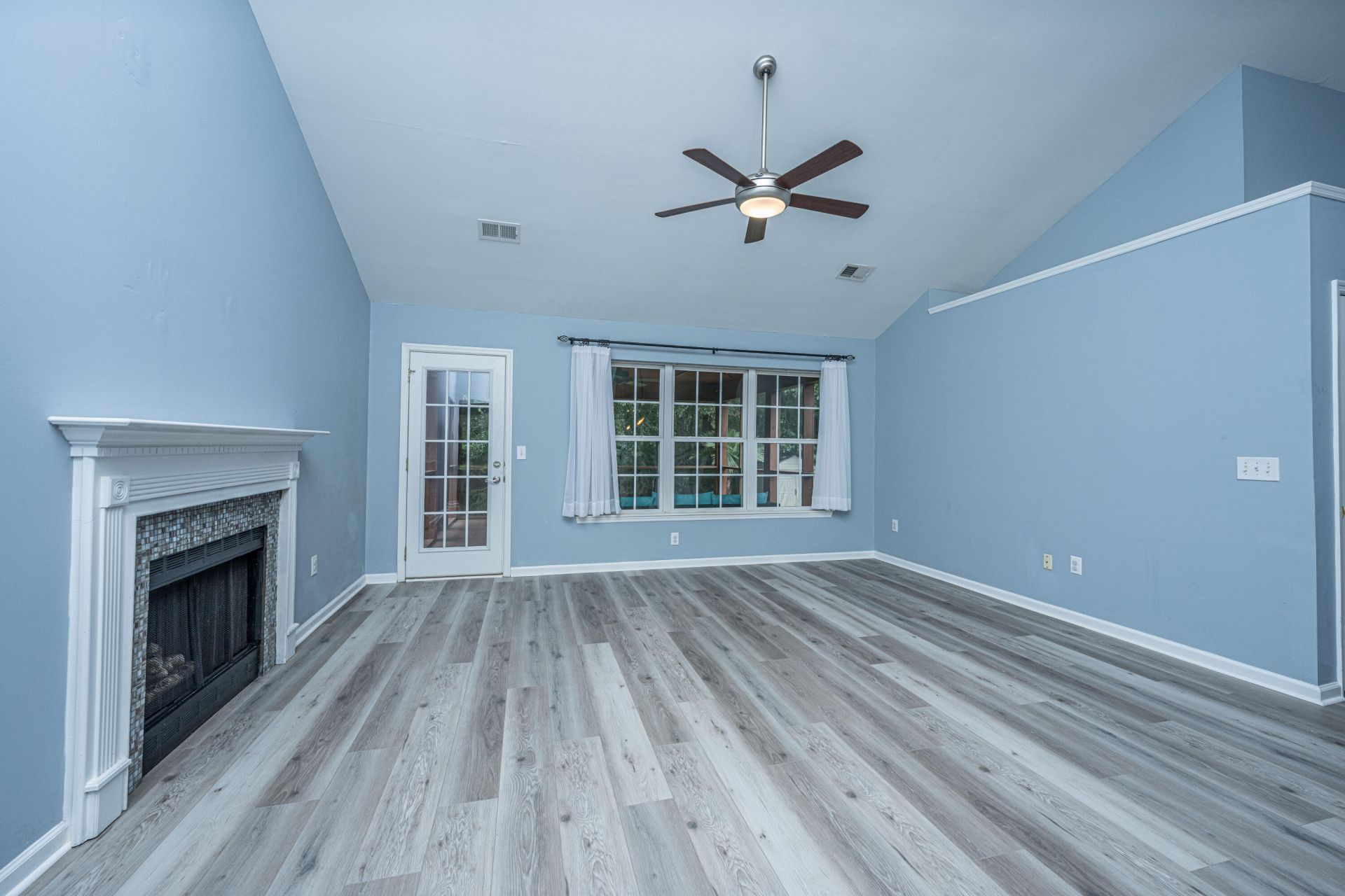 3346 Lindner Lane Photo 7